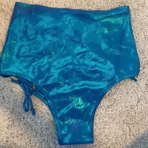 High waisted Rave Bottom